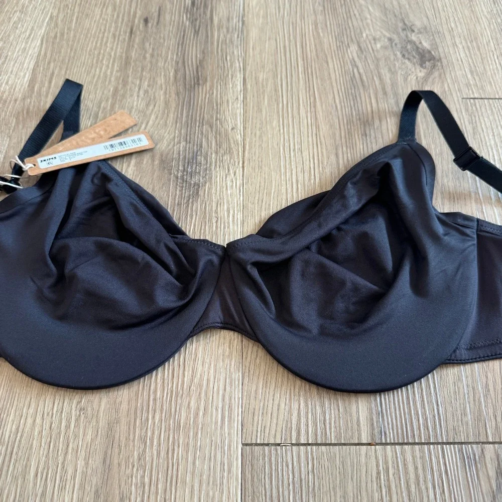 Skims Recycled Swim Full Coverage Bikini Top Onyx Black Underwire Size 9 NEW